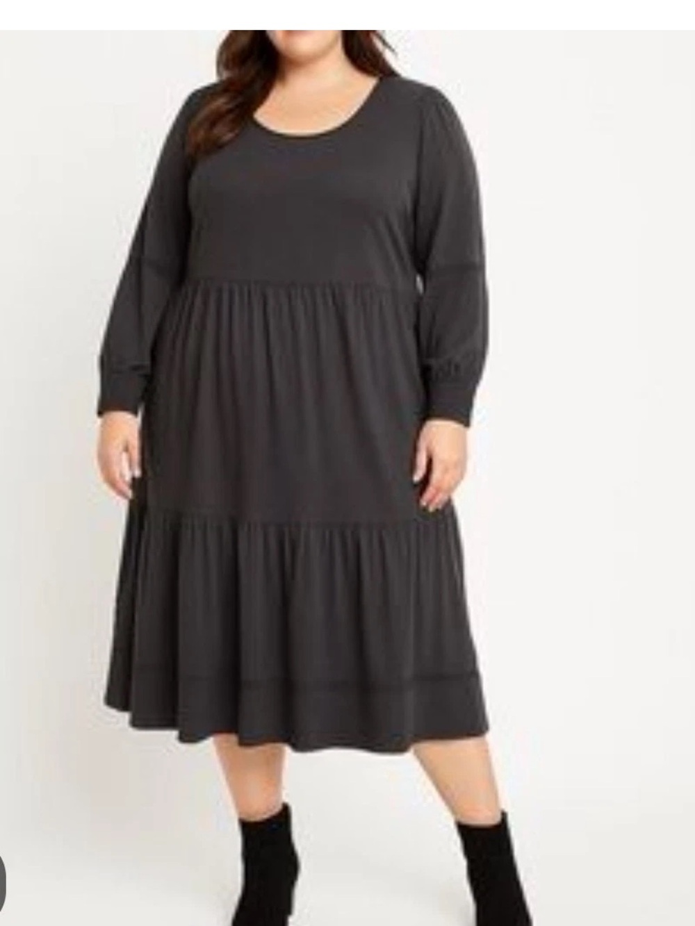 Plus Size Black Tiered Midi Dress with Long Sleeves